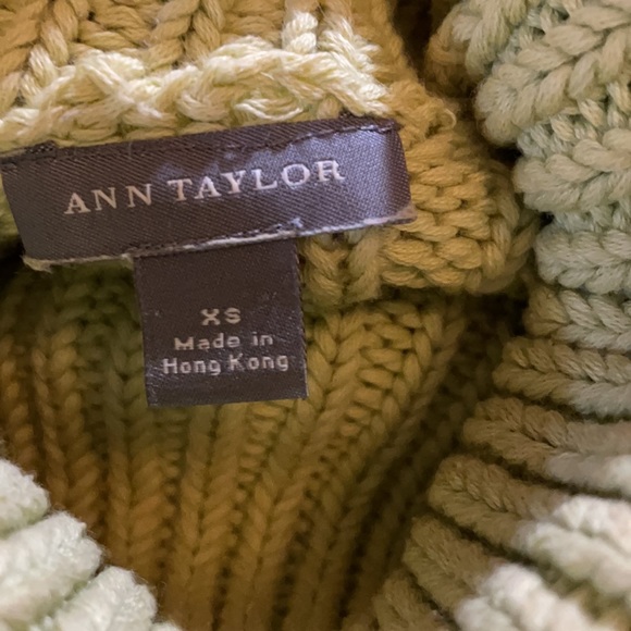 Ann Taylor sweater - Picture 3 of 3